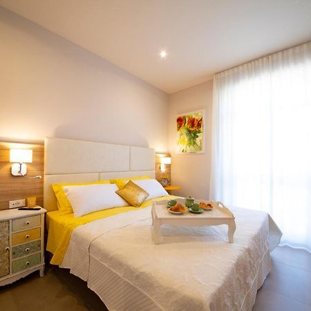 Apart-Hotel La Rocchetta Padenghe sul Garda Zewnętrze zdjęcie